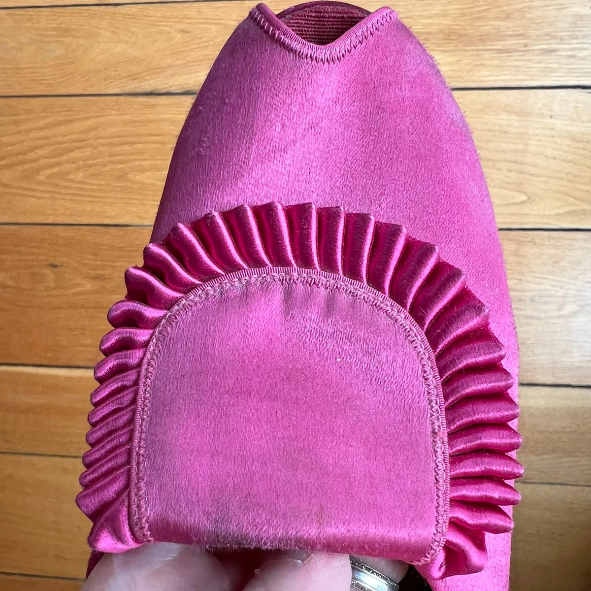 40s Vintage Peeptoe Heels Rose Pink Satin Ruffled Slippers Slingback Shoes Daniel Green VFG