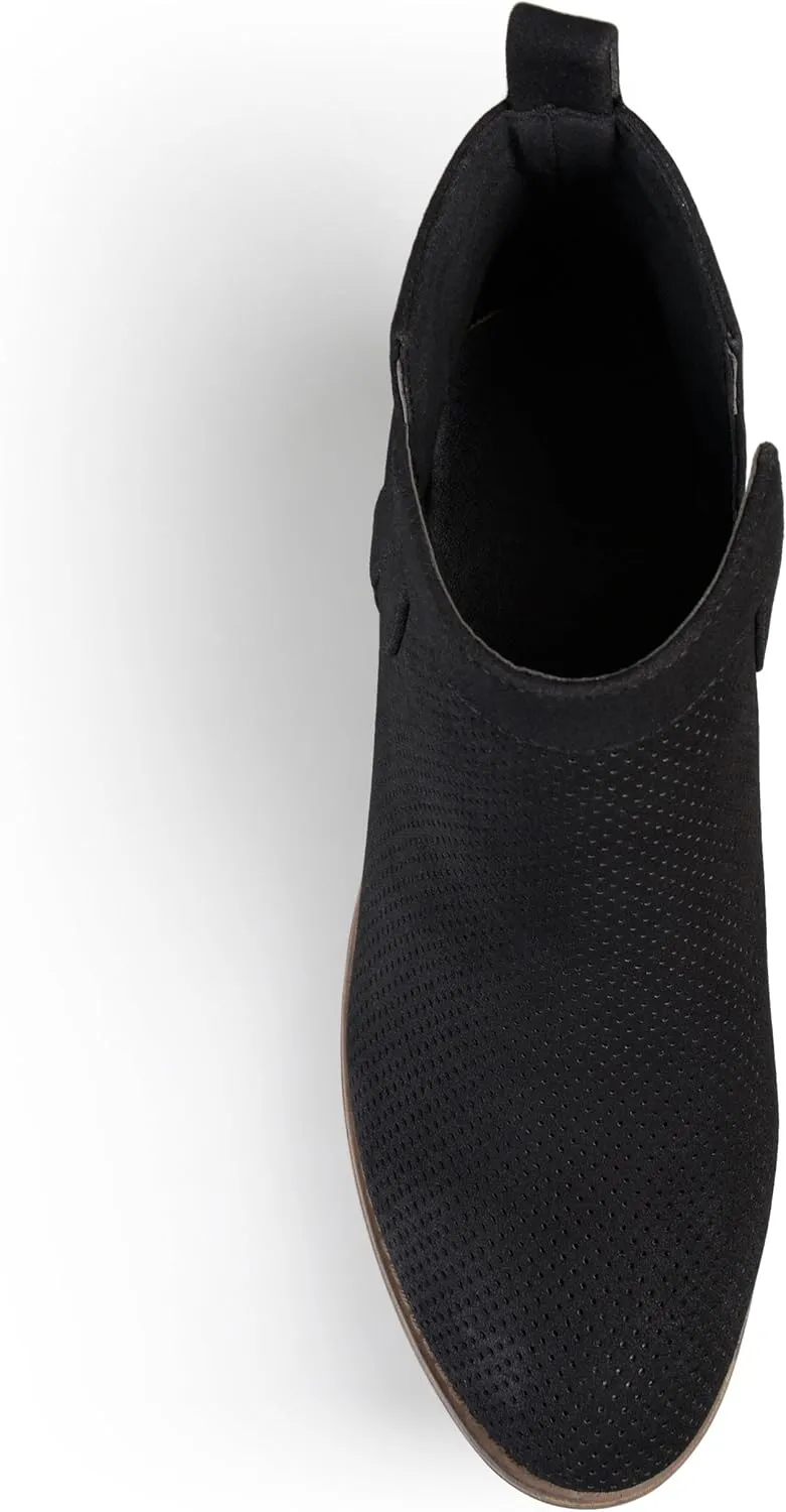 Brinley Co Women's Lynden Ankle Boot