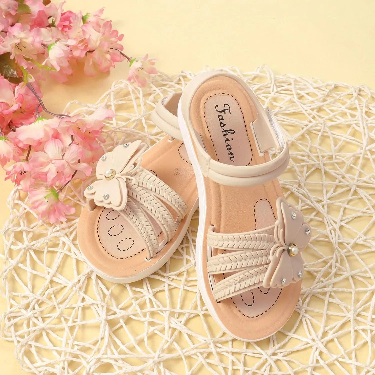 Children Girls Low Heel Dress Sandals Summer New Soft Sole Non Slip Comfortable Fashion Princess Shoes Bow Cute Summer Weeding Sandals