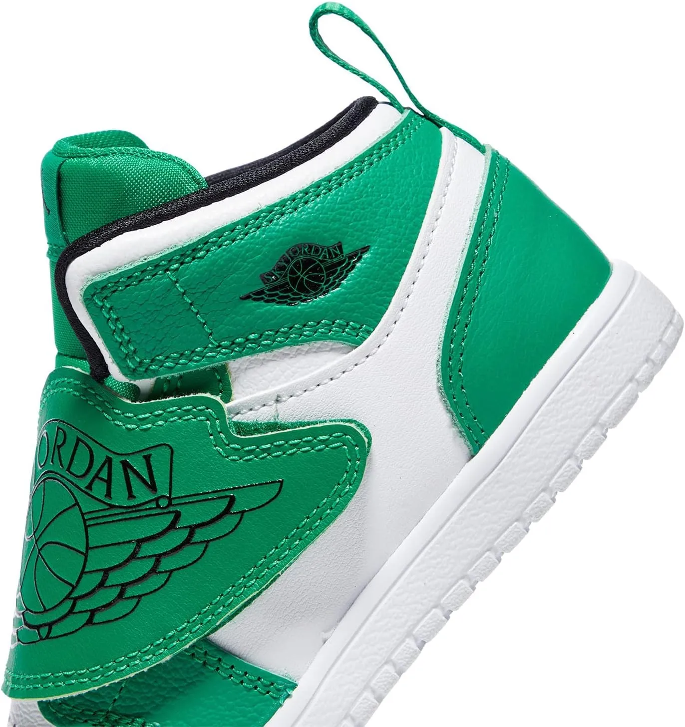 Nike boys Sky Jordan 1 (Infant/Toddler)