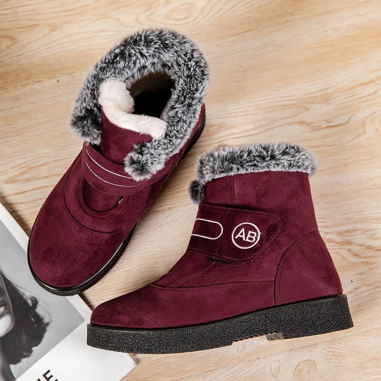 Snow Boots for Women Warm Fur Lined Ankle Boots Winter Comfy Flat Heel Booties Outdoor Waterproof Short Shoes
