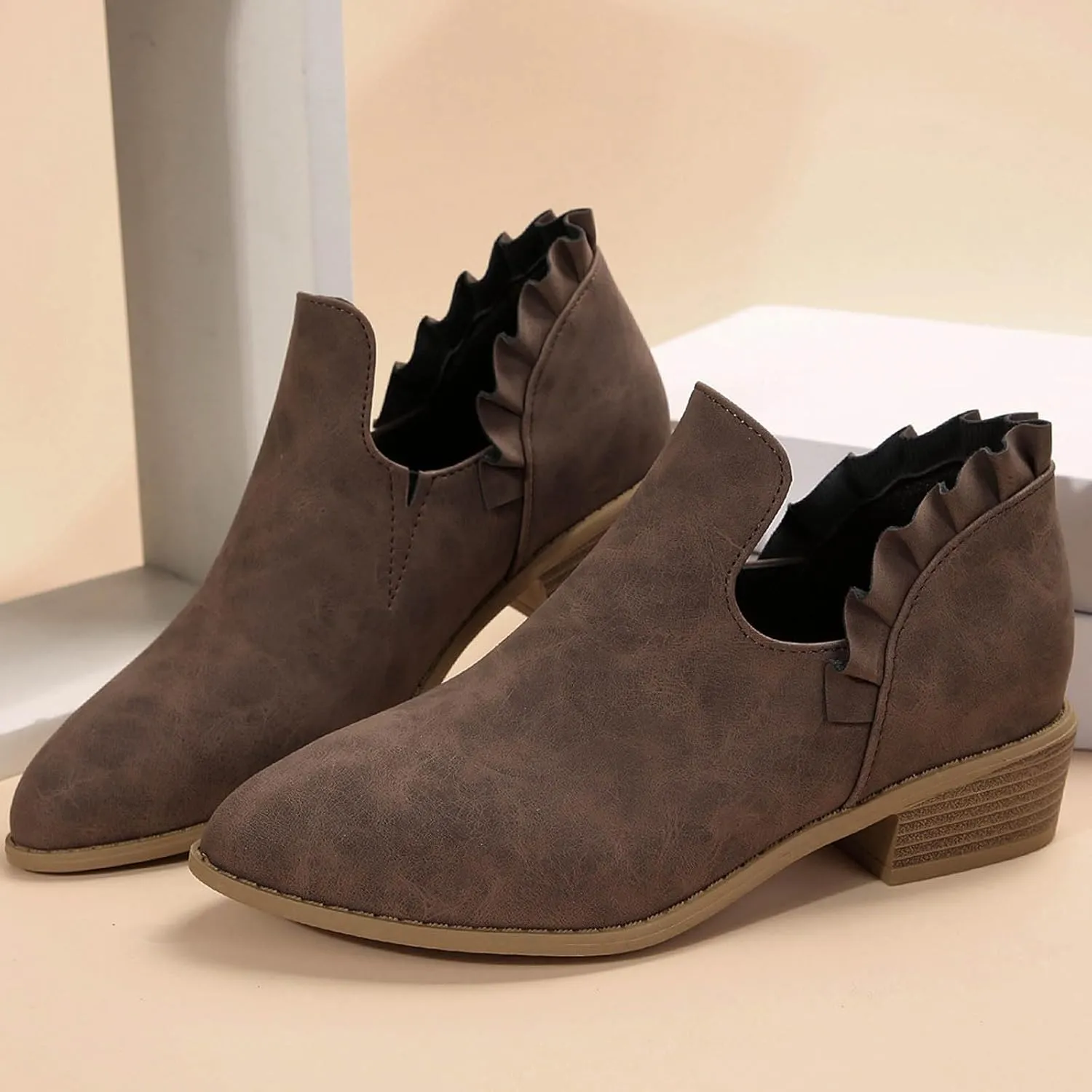 White Cowgirl Boots Woman Side Zipper Ankle Boots Suede Pointy Toe Block Chunky Short Heels Girls Ladies Fall Winter